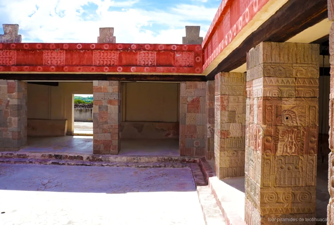 Comida mexicana tradicional incluida en el tour de Teotihuacán con guía local