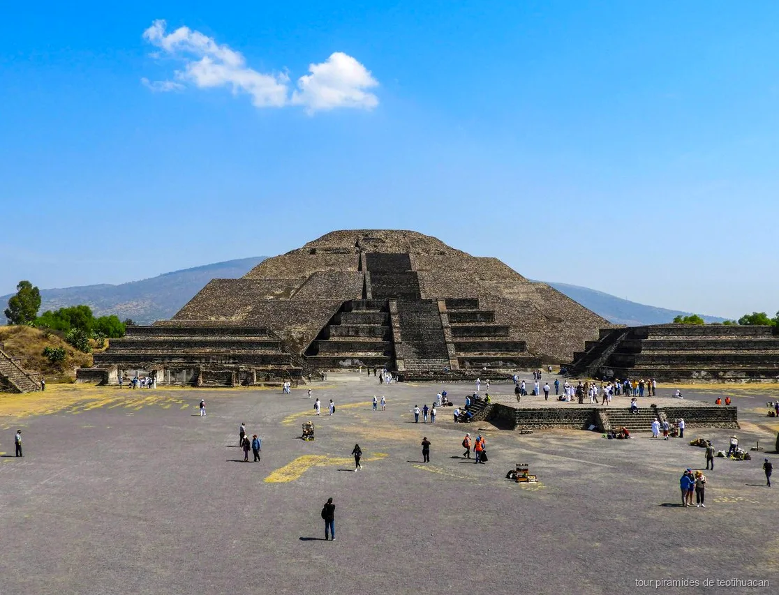 Entrada sin fila del boleto para las pirámides de Teotihuacán cerca de la Pirámide del Sol