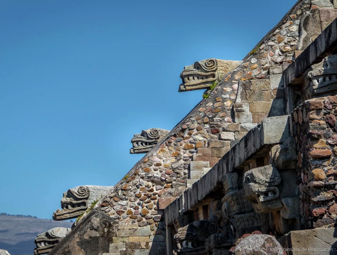 Visita a la Basílica de Guadalupe en el tour combinado de Teotihuacán y Tlatelolco